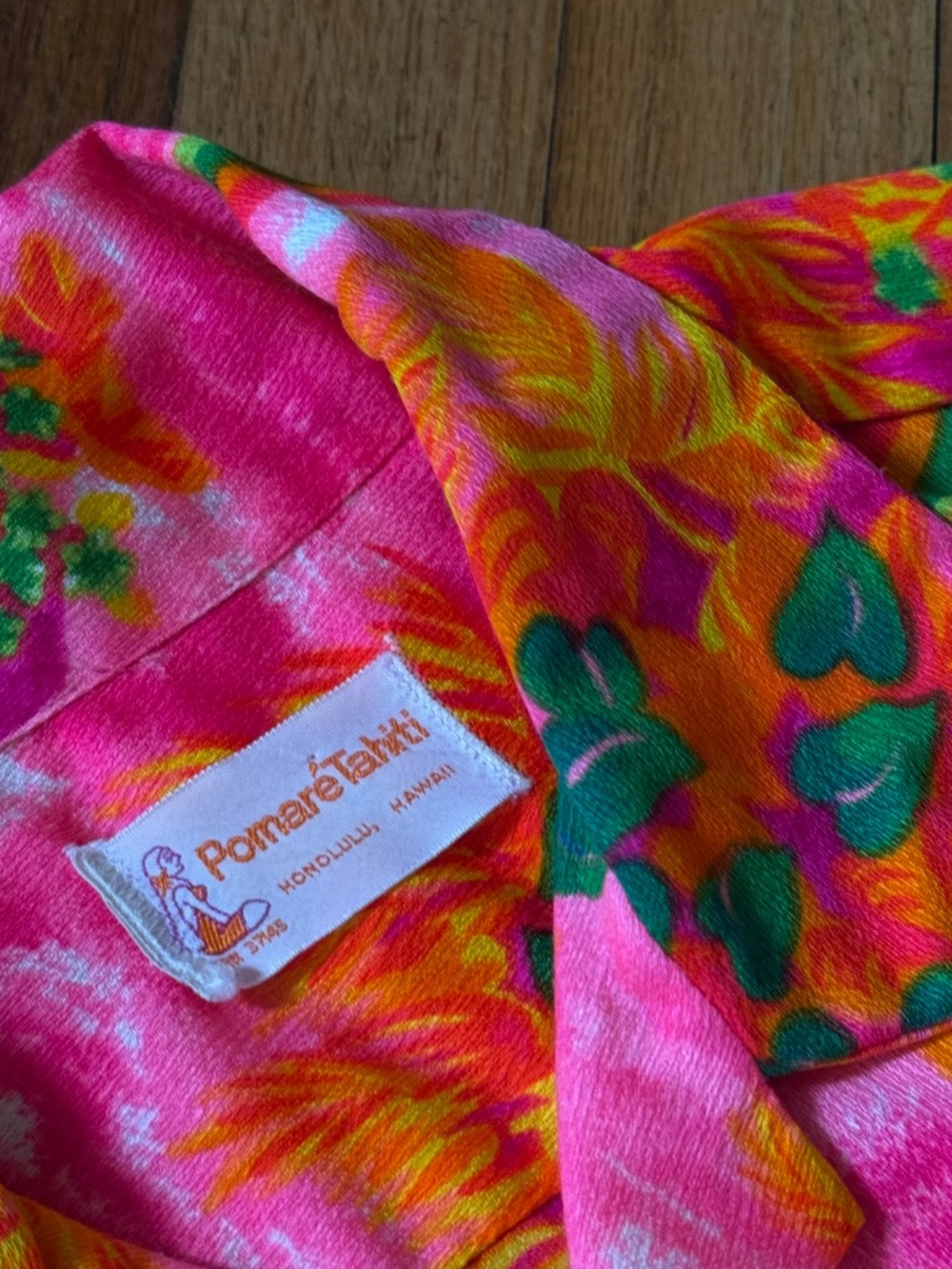 VINTAGE Pomare Tahiti Button-Up Shirt Men's M Pink Floral Beach 60s 70s - Picture 3 of 5